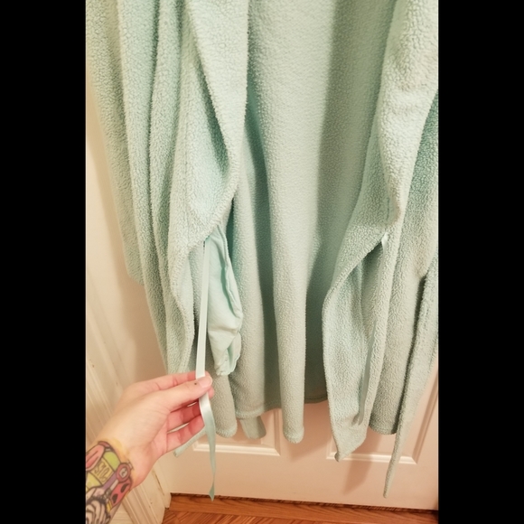 Bath/Pajama Robe - Picture 7 of 10